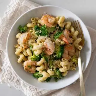 Family Pesto Shrimp and Broccoli Pasta